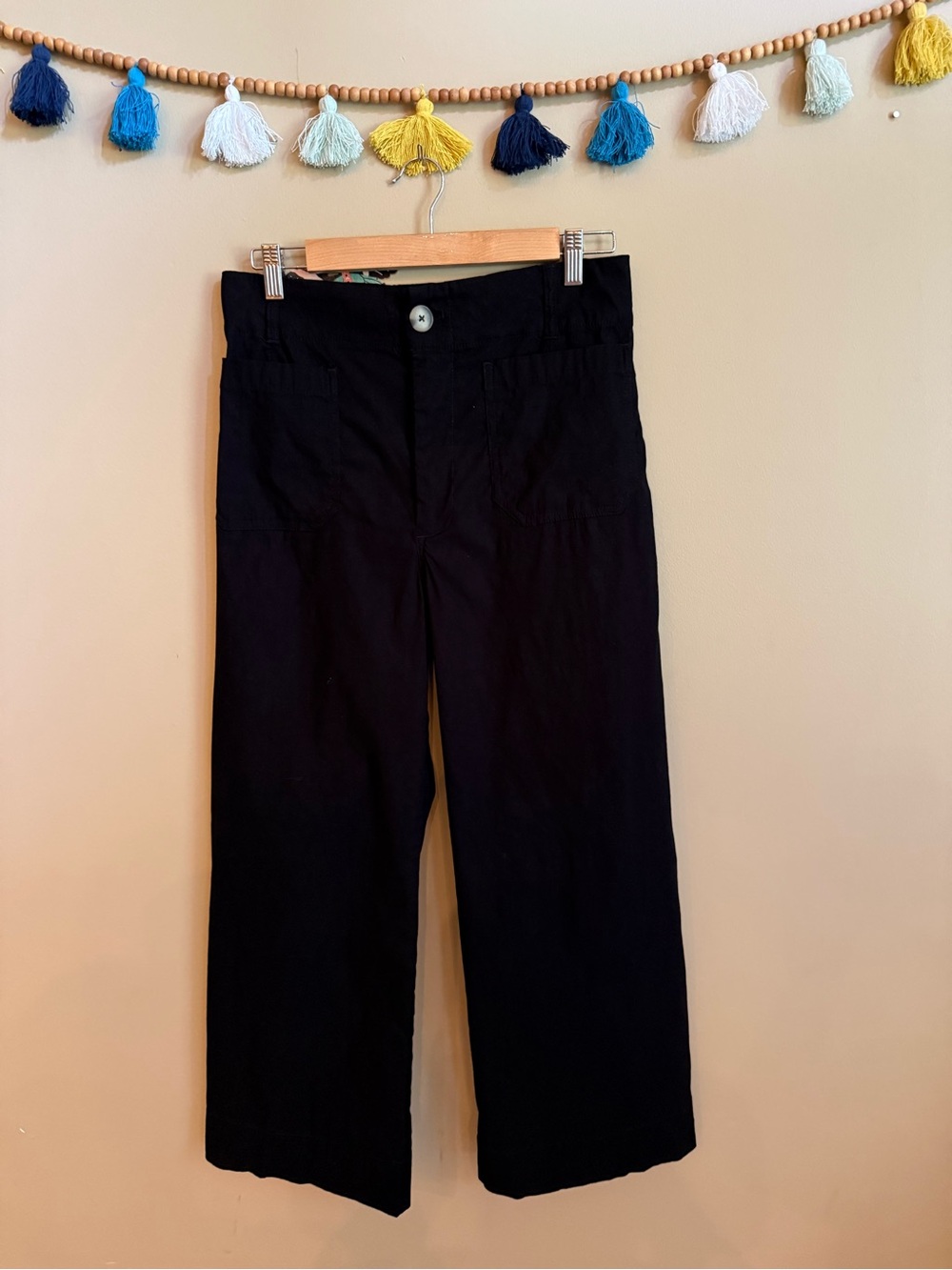 Anthropologie’s Maeve Colette Cropped Wide-Leg High-Rise Pants in Black - Picture 10 of 15
